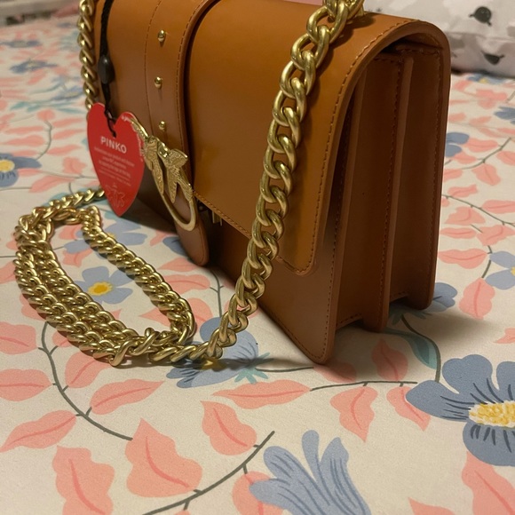 New - Picture 2 of 8